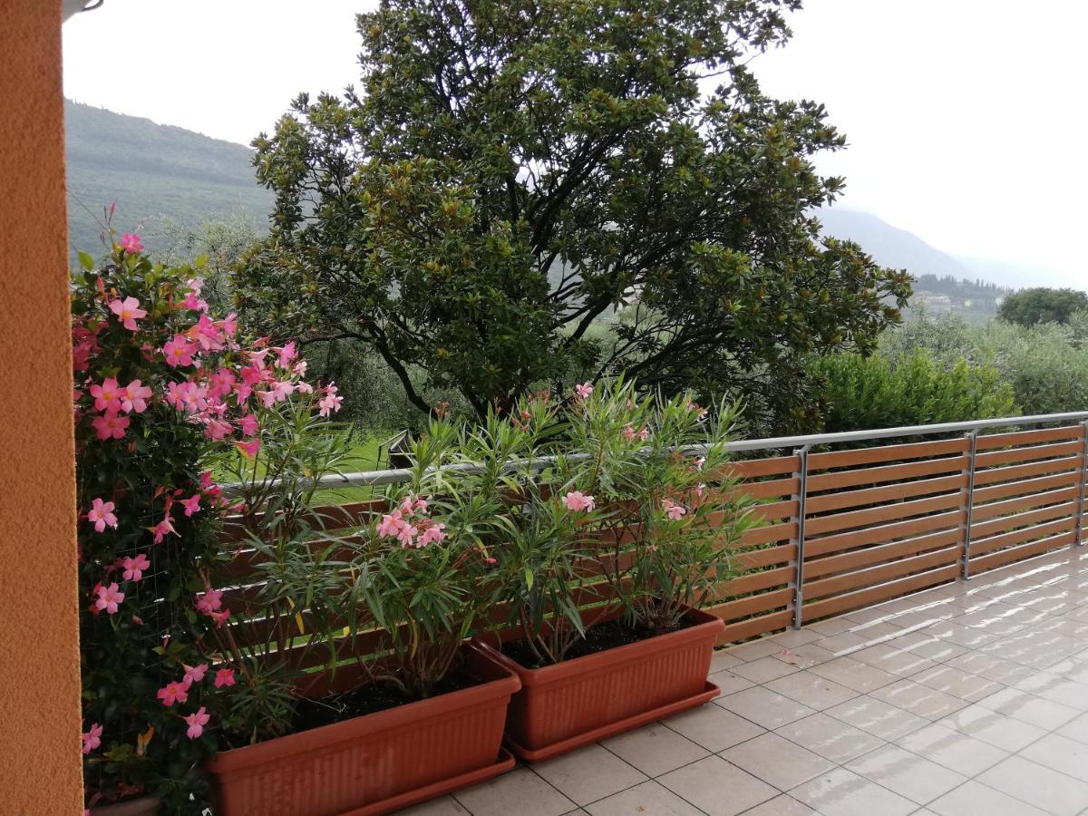 Appartamento La Terrazza Riva del Garda Exterior foto
